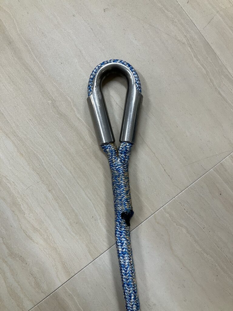 ダブルブレード(外皮付)ロープの加工